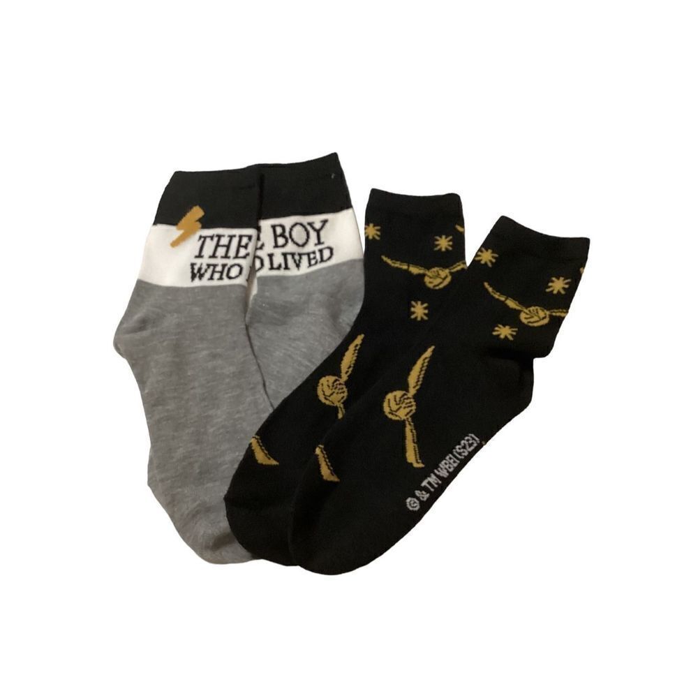 NWOT 2 Pair Shortie Crew Socks  Size 4/10